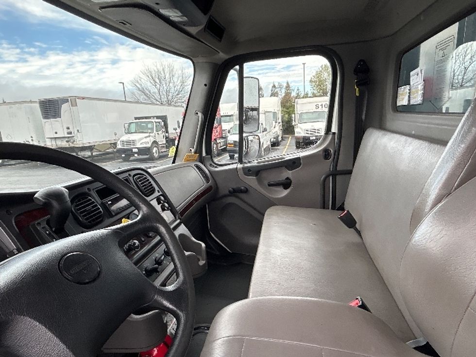 Flatbed Truck-Light and Medium Duty Trucks-Freightliner-2020-M2-West Sacramento-CA-102,775\n\t\tmiles-$ 60,000 - Image 16