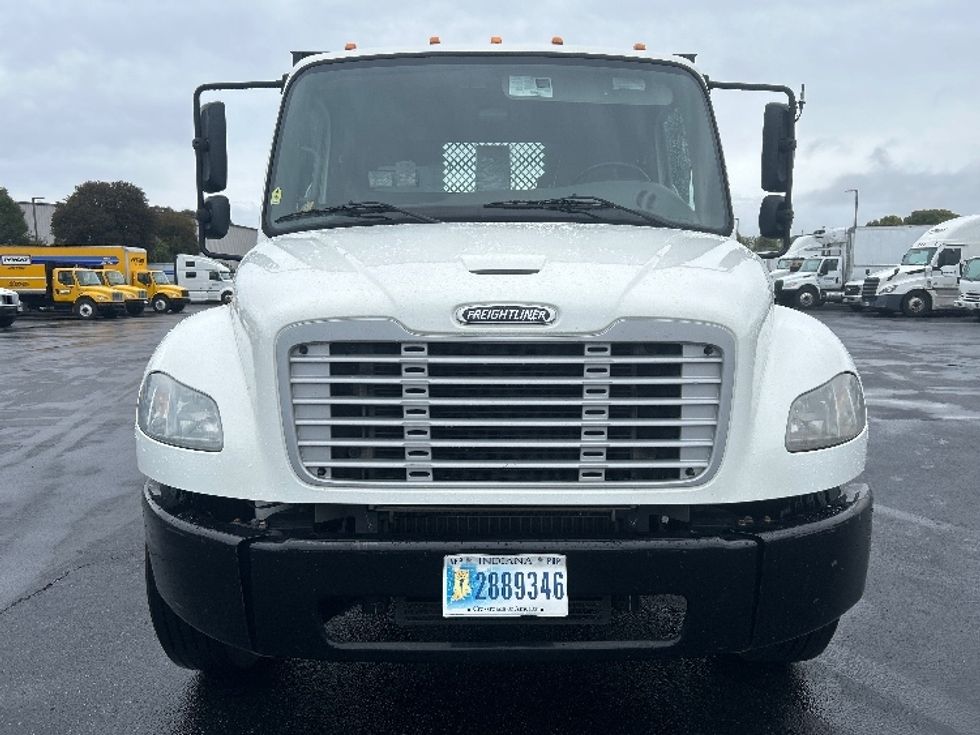 Flatbed Truck-Light and Medium Duty Trucks-Freightliner-2020-M2-West Sacramento-CA-102,775\n\t\tmiles-$ 60,000 - Image 2