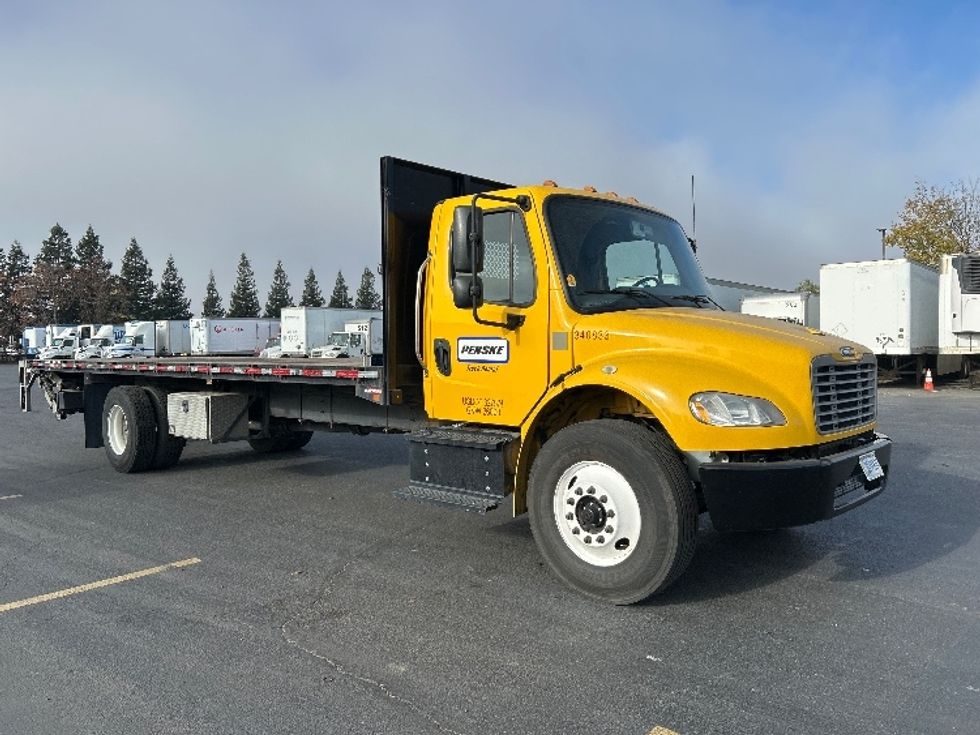 Flatbed Truck-Light and Medium Duty Trucks-Freightliner-2020-M2-West Sacramento-CA-103,567\n\t\tmiles-$ 55,500 - Image 1