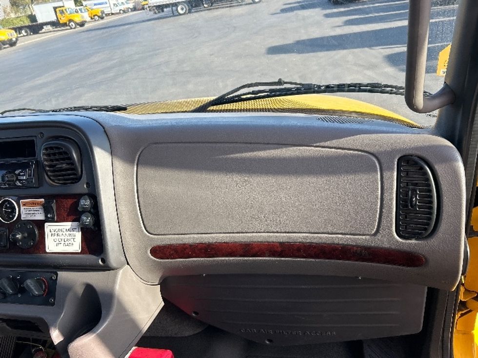 Flatbed Truck-Light and Medium Duty Trucks-Freightliner-2020-M2-West Sacramento-CA-103,567\n\t\tmiles-$ 55,500 - Image 21