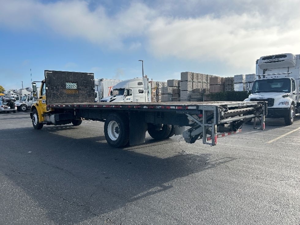 Flatbed Truck-Light and Medium Duty Trucks-Freightliner-2020-M2-West Sacramento-CA-103,567\n\t\tmiles-$ 55,500 - Image 6