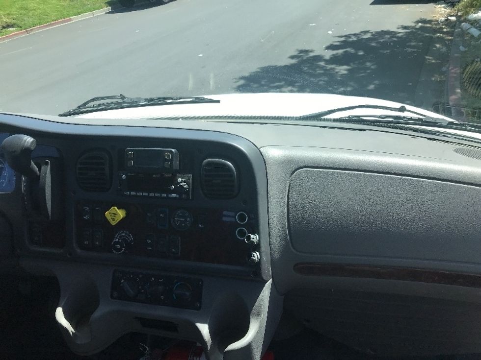 Flatbed Truck-Light and Medium Duty Trucks-Freightliner-2020-M2-West Sacramento-CA-104,107\n\t\tmiles-$ 59,000 - Image 20