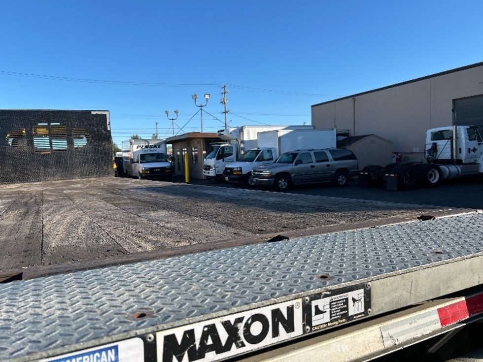 Flatbed Truck-Light and Medium Duty Trucks-Freightliner-2020-M2-West Sacramento-CA-104,230\n\t\tmiles-$ 54,000 - Image 11