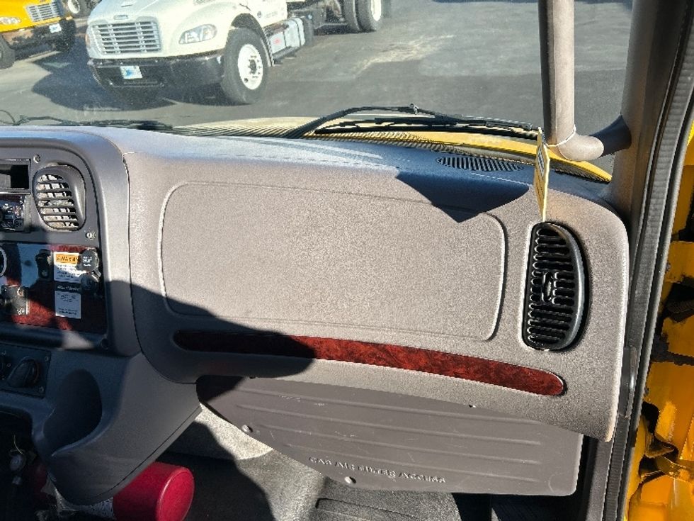 Flatbed Truck-Light and Medium Duty Trucks-Freightliner-2020-M2-West Sacramento-CA-104,230\n\t\tmiles-$ 54,000 - Image 20