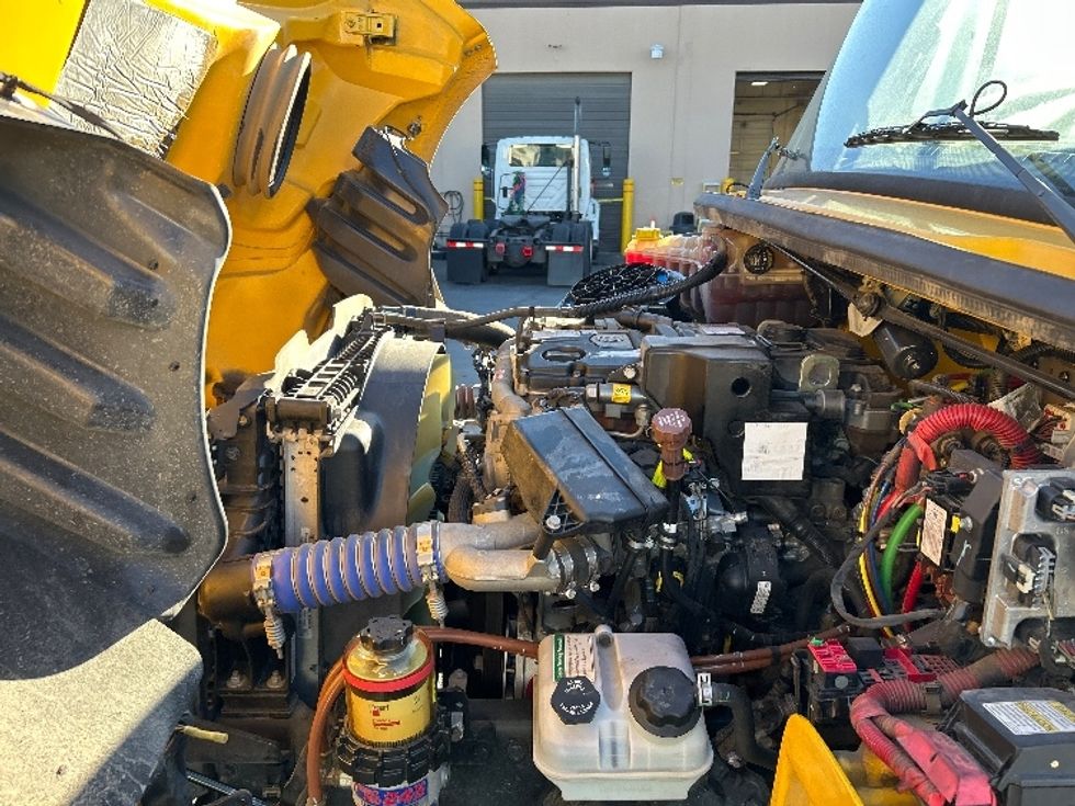 Flatbed Truck-Light and Medium Duty Trucks-Freightliner-2020-M2-West Sacramento-CA-104,230\n\t\tmiles-$ 54,000 - Image 23