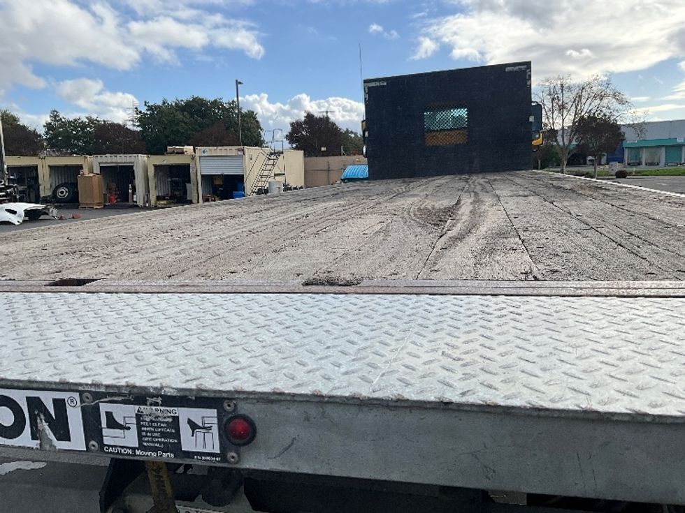 Flatbed Truck-Light and Medium Duty Trucks-Freightliner-2020-M2-West Sacramento-CA-118,428\n\t\tmiles-$ 59,250 - Image 10