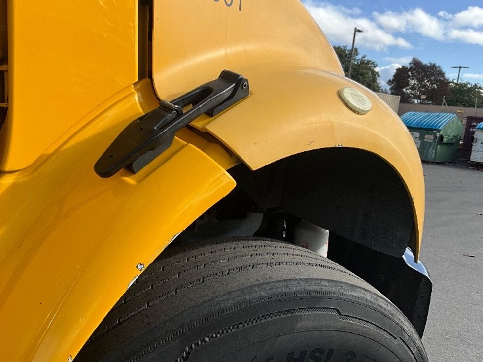 Flatbed Truck-Light and Medium Duty Trucks-Freightliner-2020-M2-West Sacramento-CA-118,428\n\t\tmiles-$ 59,250 - Image 26