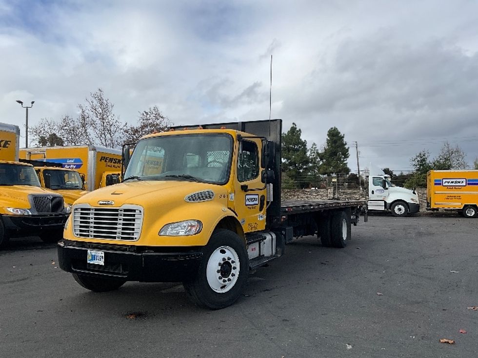 Flatbed Truck-Light and Medium Duty Trucks-Freightliner-2020-M2-West Sacramento-CA-118,428\n\t\tmiles-$ 59,250 - Image 3