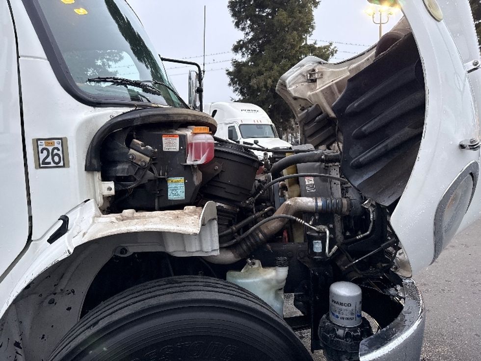 Flatbed Truck-Light and Medium Duty Trucks-Freightliner-2020-M2-West Sacramento-CA-126,152\n\t\tmiles-$ 57,500 - Image 18