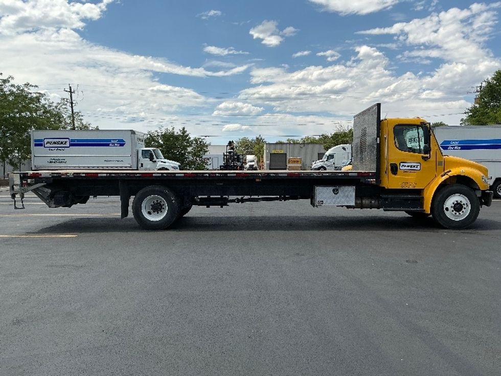 Flatbed Truck-Light and Medium Duty Trucks-Freightliner-2020-M2-West Sacramento-CA-129,084\n\t\tmiles-$ 54,250 - Image 15