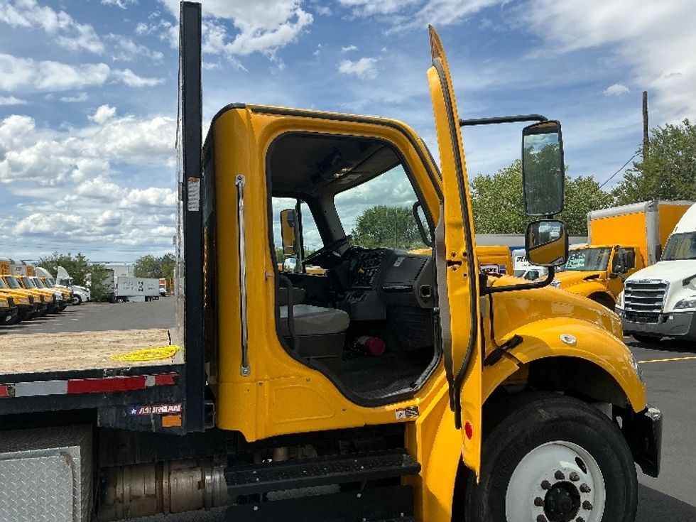 Flatbed Truck-Light and Medium Duty Trucks-Freightliner-2020-M2-West Sacramento-CA-129,084\n\t\tmiles-$ 54,250 - Image 20