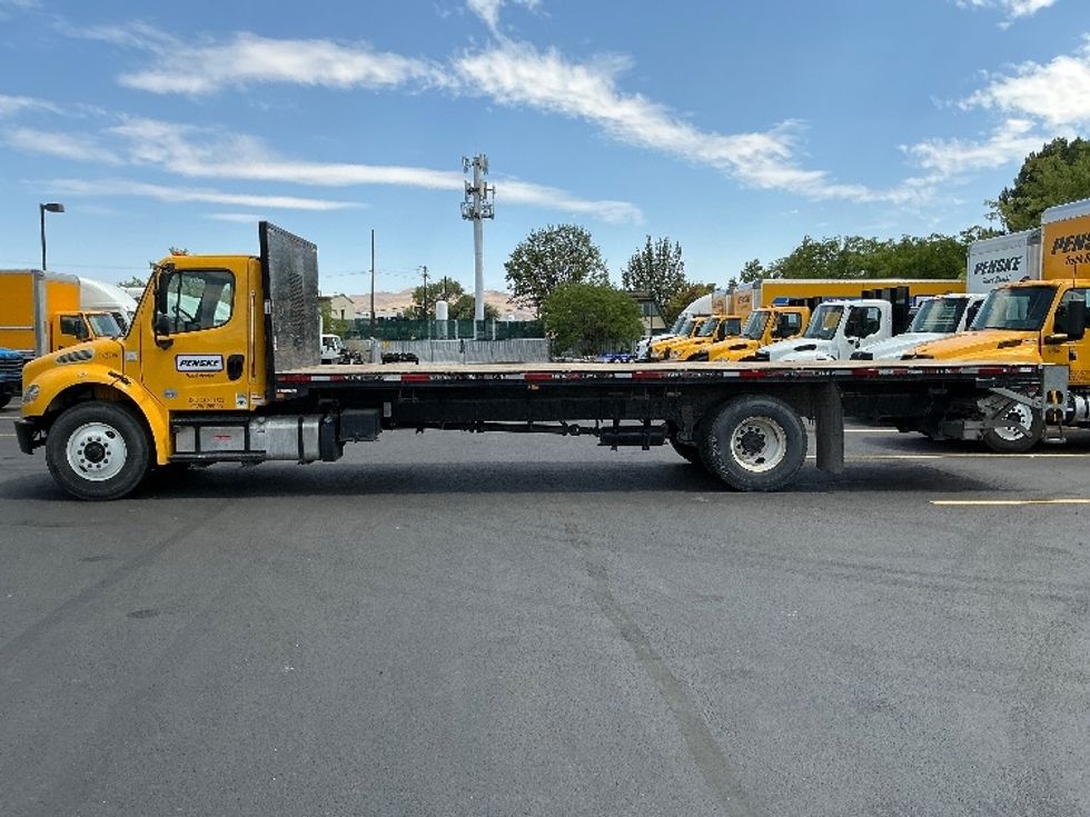 Flatbed Truck-Light and Medium Duty Trucks-Freightliner-2020-M2-West Sacramento-CA-129,084\n\t\tmiles-$ 54,250 - Image 4