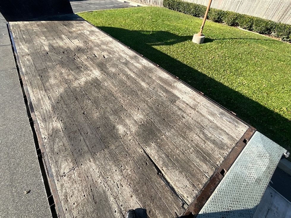 Flatbed Truck-Light and Medium Duty Trucks-Freightliner-2020-M2-West Sacramento-CA-135,875\n\t\tmiles-$ 51,750 - Image 11