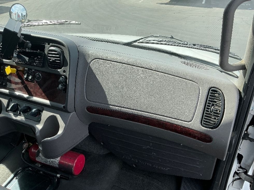 Flatbed Truck-Light and Medium Duty Trucks-Freightliner-2020-M2-West Sacramento-CA-148,358\n\t\tmiles-$ 61,000 - Image 21