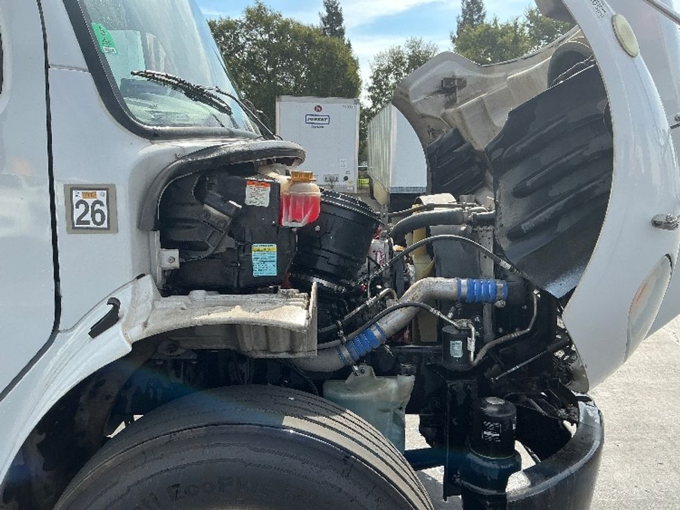 Flatbed Truck-Light and Medium Duty Trucks-Freightliner-2020-M2-West Sacramento-CA-148,358\n\t\tmiles-$ 61,000 - Image 23
