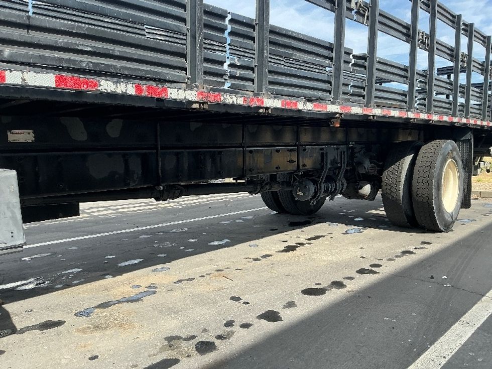 Flatbed Truck-Light and Medium Duty Trucks-Freightliner-2020-M2-West Sacramento-CA-148,358\n\t\tmiles-$ 61,000 - Image 5
