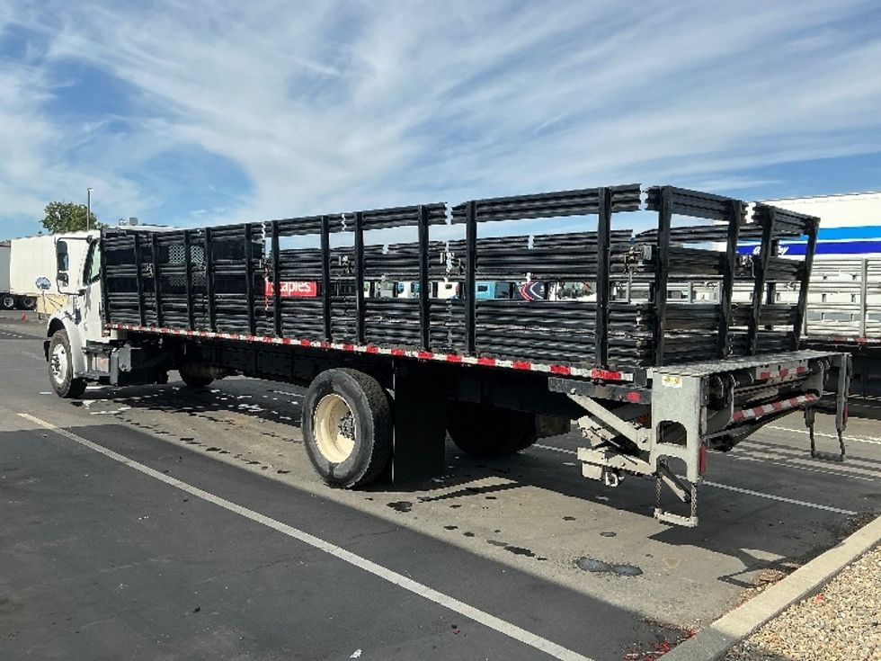 Flatbed Truck-Light and Medium Duty Trucks-Freightliner-2020-M2-West Sacramento-CA-148,358\n\t\tmiles-$ 61,000 - Image 6