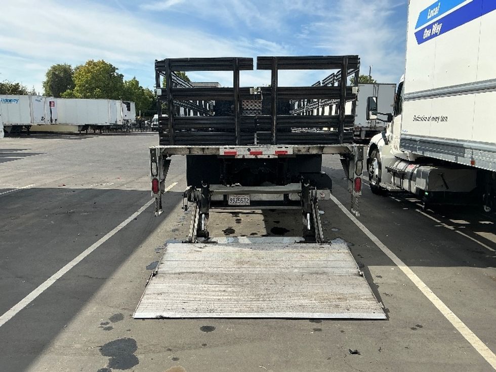 Flatbed Truck-Light and Medium Duty Trucks-Freightliner-2020-M2-West Sacramento-CA-148,358\n\t\tmiles-$ 61,000 - Image 9