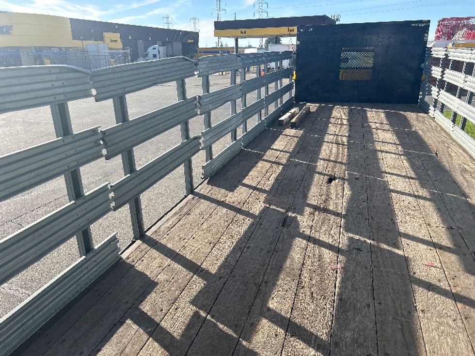 Flatbed Truck-Light and Medium Duty Trucks-Freightliner-2020-M2-West Sacramento-CA-148,637\n\t\tmiles-$ 50,000 - Image 10