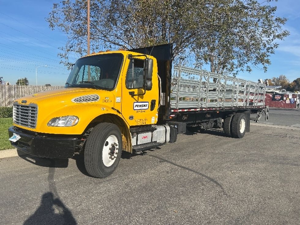 Flatbed Truck-Light and Medium Duty Trucks-Freightliner-2020-M2-West Sacramento-CA-148,637\n\t\tmiles-$ 50,000 - Image 3