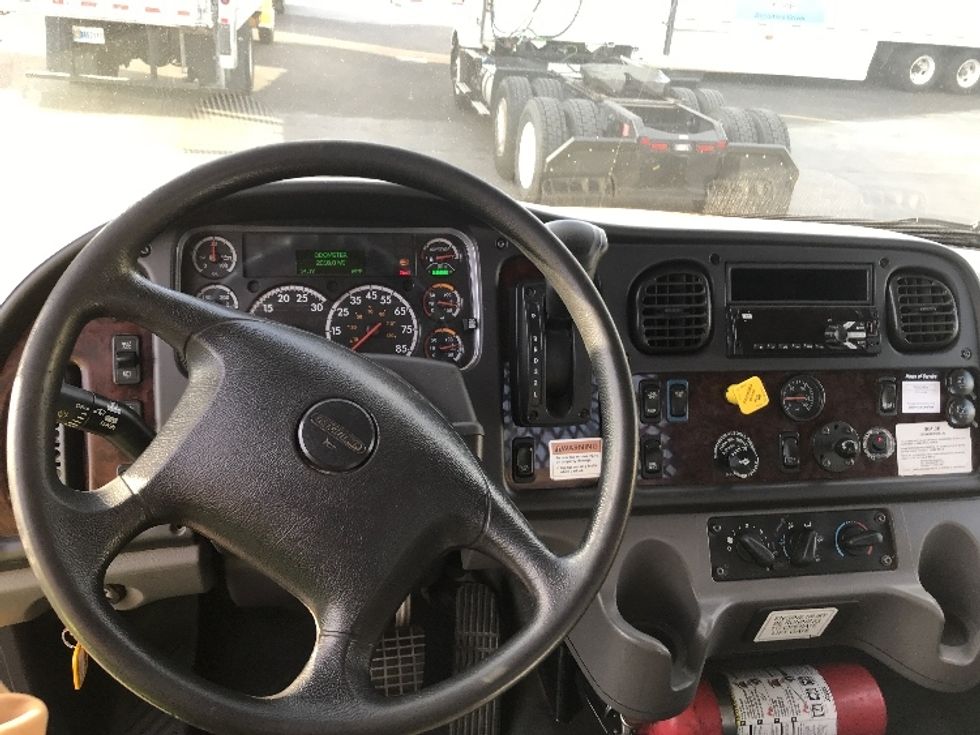 Flatbed Truck-Light and Medium Duty Trucks-Freightliner-2020-M2-West Sacramento-CA-68,298\n\t\tmiles-$ 58,500 - Image 18
