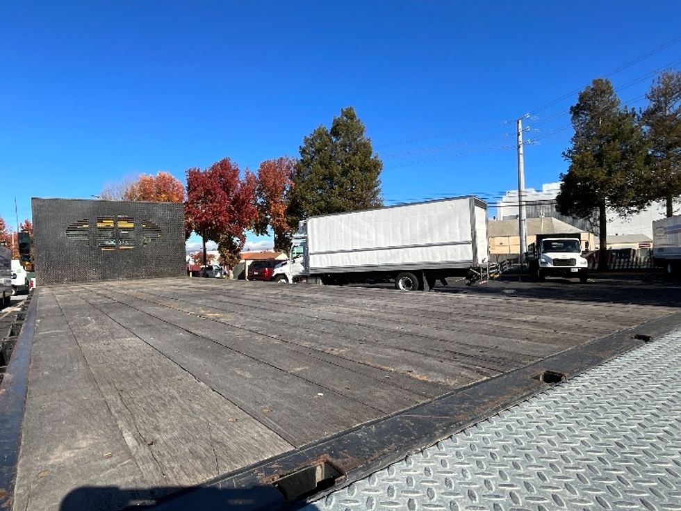 Flatbed Truck-Light and Medium Duty Trucks-Freightliner-2020-M2-West Sacramento-CA-84,758\n\t\tmiles-$ 57,000 - Image 12