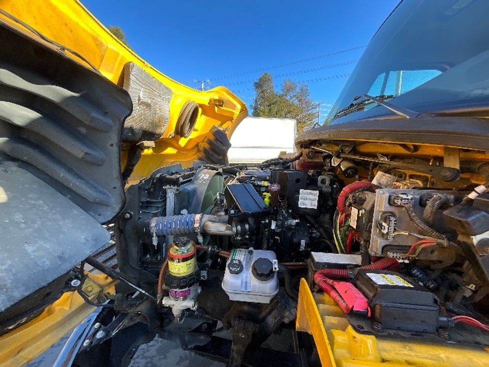 Flatbed Truck-Light and Medium Duty Trucks-Freightliner-2020-M2-West Sacramento-CA-84,758\n\t\tmiles-$ 57,000 - Image 23