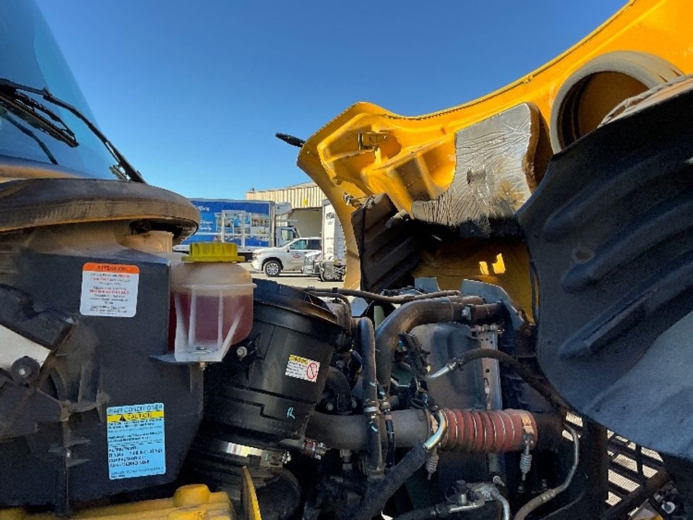 Flatbed Truck-Light and Medium Duty Trucks-Freightliner-2020-M2-West Sacramento-CA-84,758\n\t\tmiles-$ 57,000 - Image 24