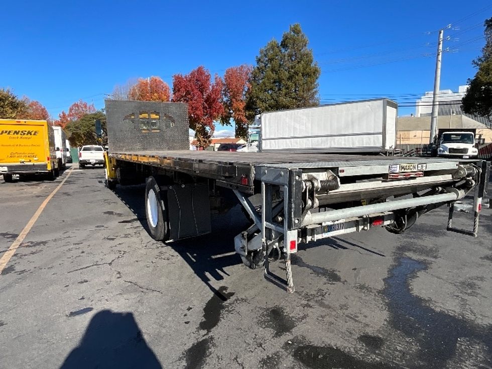 Flatbed Truck-Light and Medium Duty Trucks-Freightliner-2020-M2-West Sacramento-CA-84,758\n\t\tmiles-$ 57,000 - Image 6
