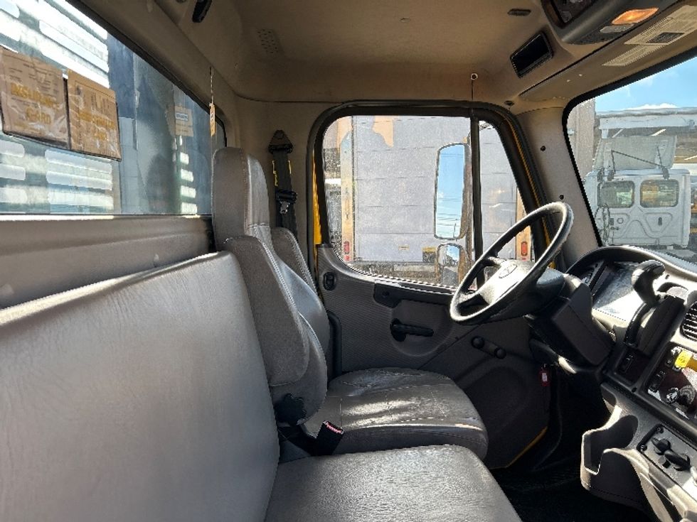 Flatbed Truck-Light and Medium Duty Trucks-Freightliner-2020-M2-West Sacramento-CA-89,141\n\t\tmiles-$ 55,500 - Image 21