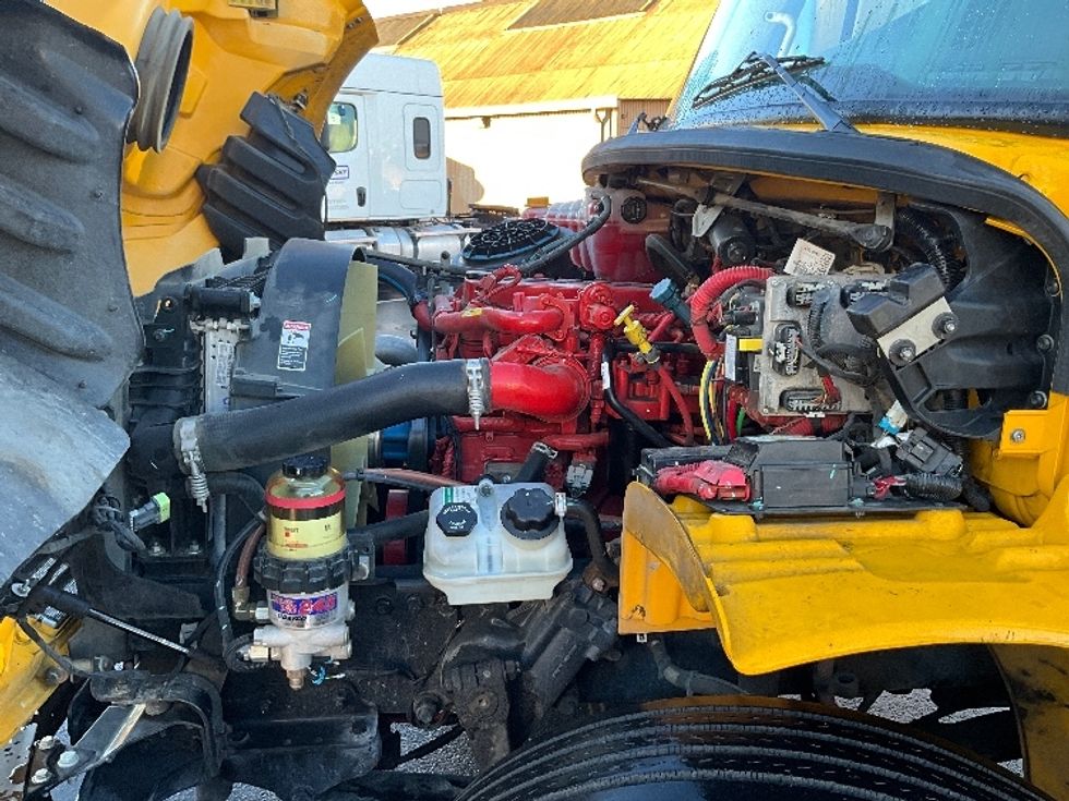 Flatbed Truck-Light and Medium Duty Trucks-Freightliner-2020-M2-West Sacramento-CA-92,655\n\t\tmiles-$ 55,750 - Image 24