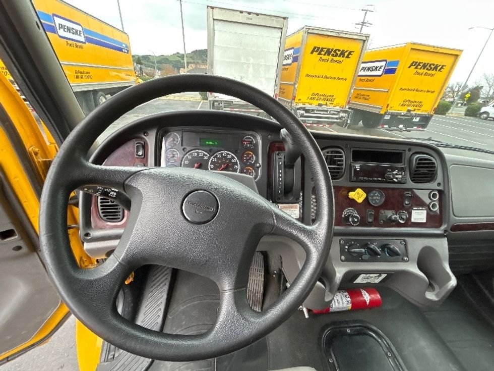 Flatbed Truck-Light and Medium Duty Trucks-Freightliner-2020-M2-West Sacramento-CA-93,058\n\t\tmiles-$ 55,000 - Image 17