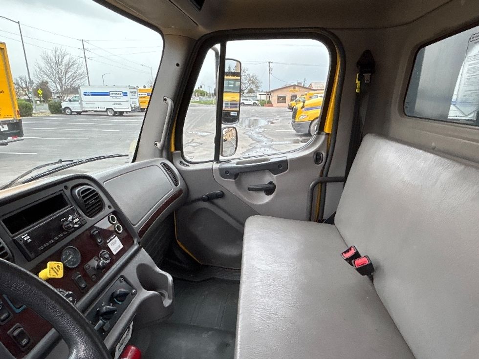 Flatbed Truck-Light and Medium Duty Trucks-Freightliner-2020-M2-West Sacramento-CA-93,058\n\t\tmiles-$ 55,000 - Image 18