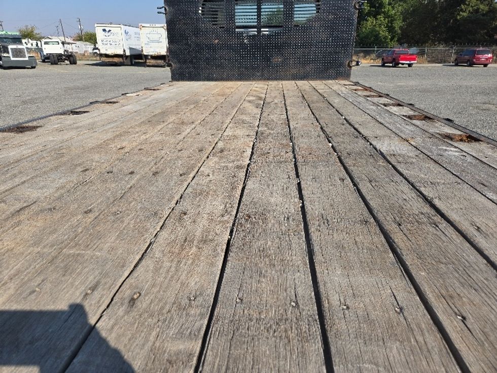 Flatbed Truck-Light and Medium Duty Trucks-Freightliner-2020-M2-Yakima-WA-112,146\n\t\tmiles-$ 50,000 - Image 10