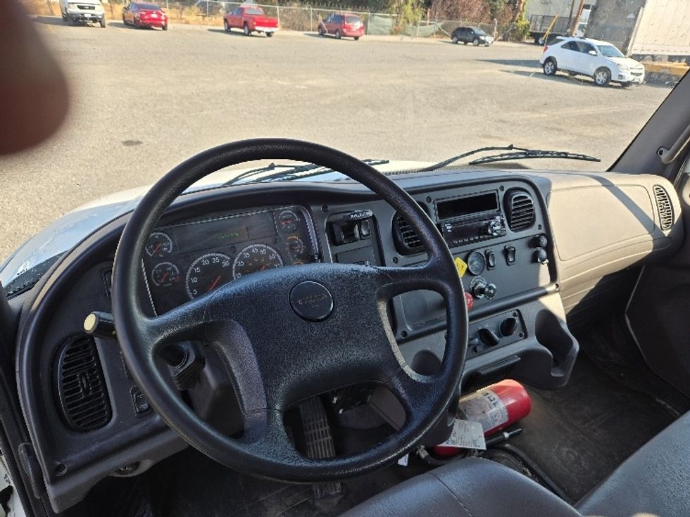 Flatbed Truck-Light and Medium Duty Trucks-Freightliner-2020-M2-Yakima-WA-112,146\n\t\tmiles-$ 50,000 - Image 16