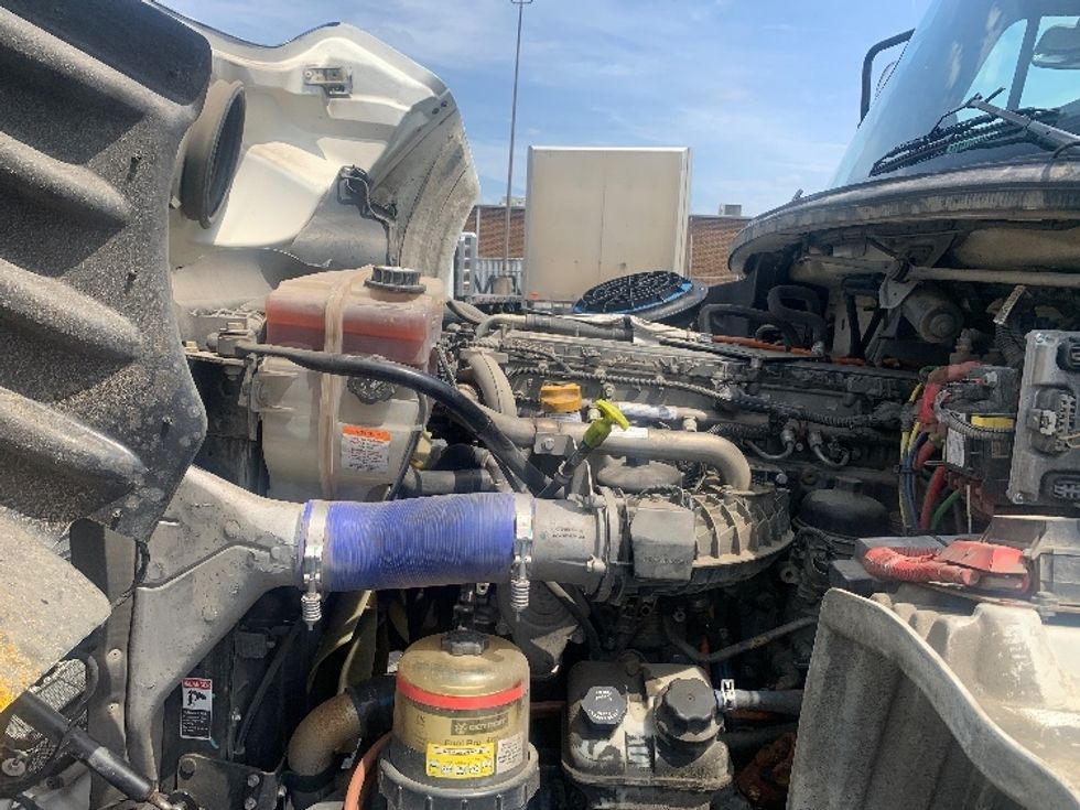 Flatbed Truck-Light and Medium Duty Trucks-Freightliner-2020-M211264S-Concord-NC-147,890\n\t\tmiles-$ 102,250 - Image 19
