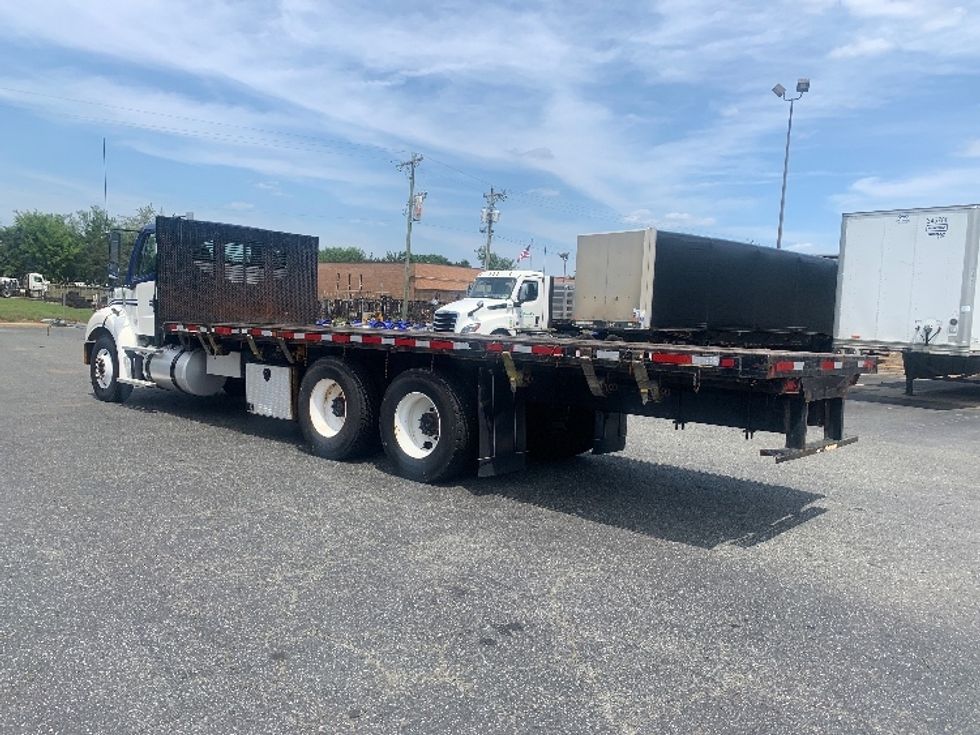 Flatbed Truck-Light and Medium Duty Trucks-Freightliner-2020-M211264S-Concord-NC-147,890\n\t\tmiles-$ 102,250 - Image 6