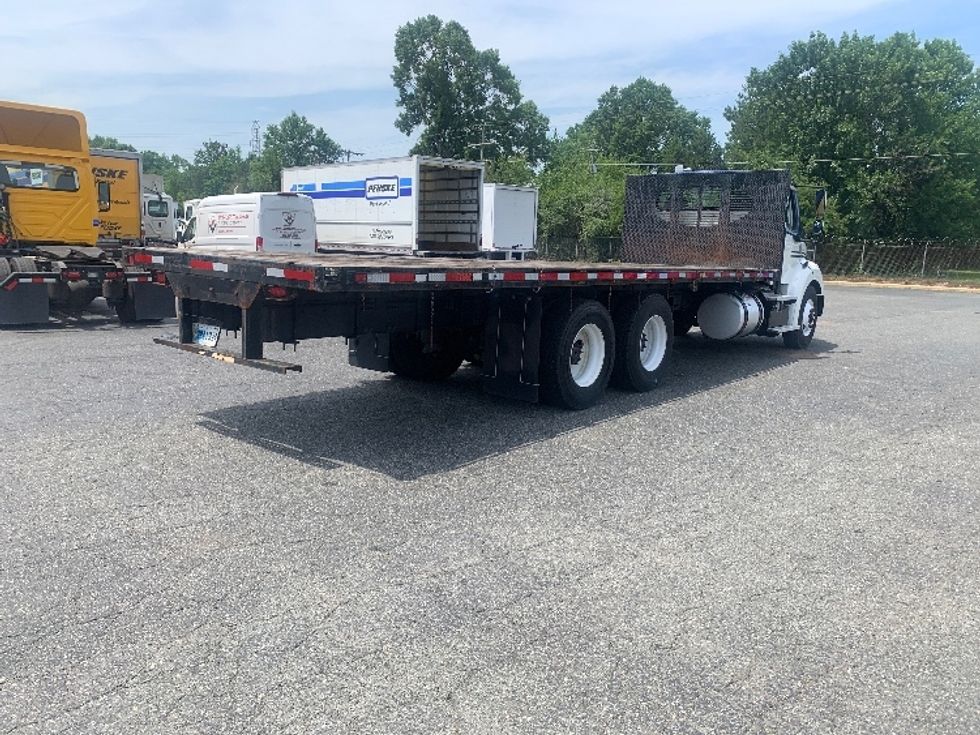 Flatbed Truck-Light and Medium Duty Trucks-Freightliner-2020-M211264S-Concord-NC-147,890\n\t\tmiles-$ 102,250 - Image 9