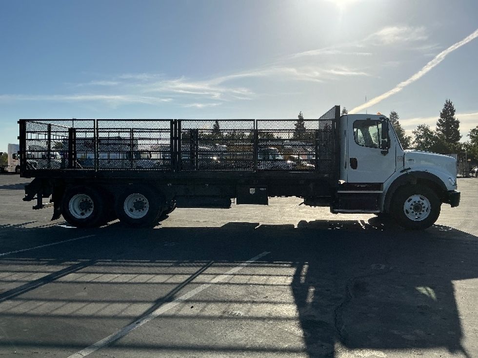 Flatbed Truck-Light and Medium Duty Trucks-Freightliner-2020-M211264S-Sacramento-CA-153,557\n\t\tmiles-$ 105,000 - Image 14