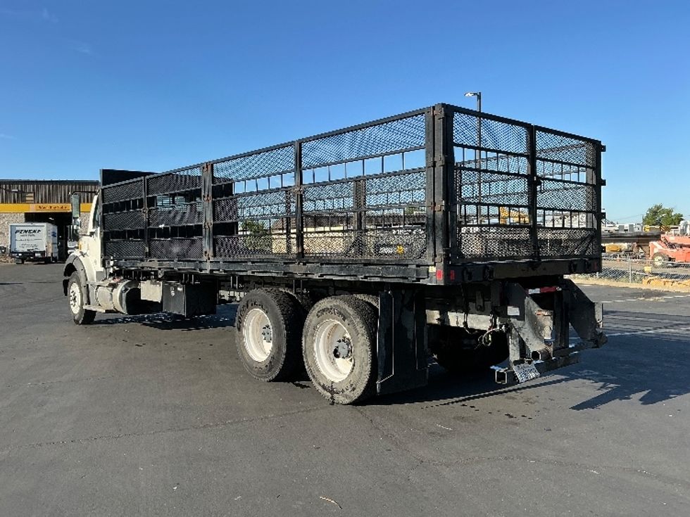 Flatbed Truck-Light and Medium Duty Trucks-Freightliner-2020-M211264S-Sacramento-CA-153,557\n\t\tmiles-$ 105,000 - Image 6