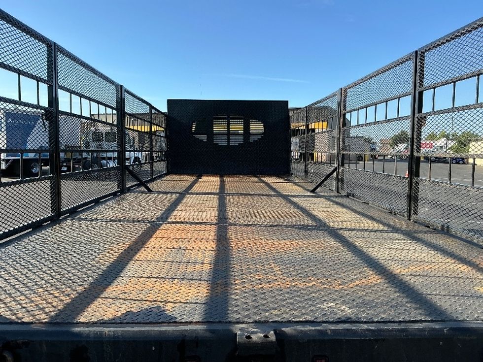 Flatbed Truck-Light and Medium Duty Trucks-Freightliner-2020-M211264S-Sacramento-CA-153,557\n\t\tmiles-$ 105,000 - Image 9