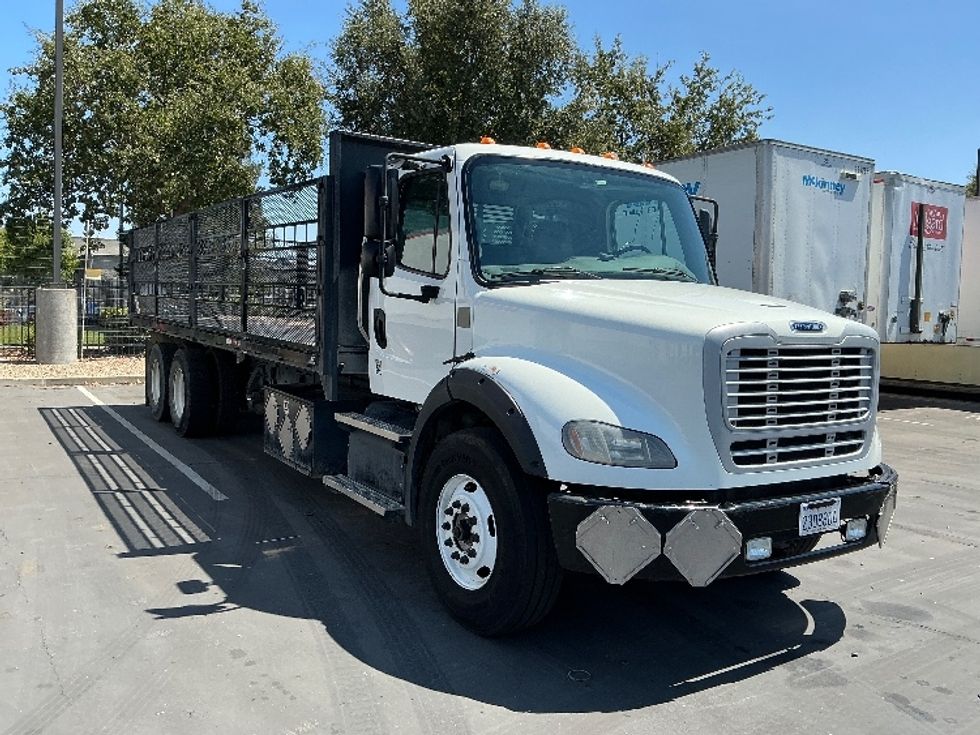 Flatbed Truck-Light and Medium Duty Trucks-Freightliner-2020-M211264S-West Sacramento-CA-165,092\n\t\tmiles-$ 98,250 - Image 1