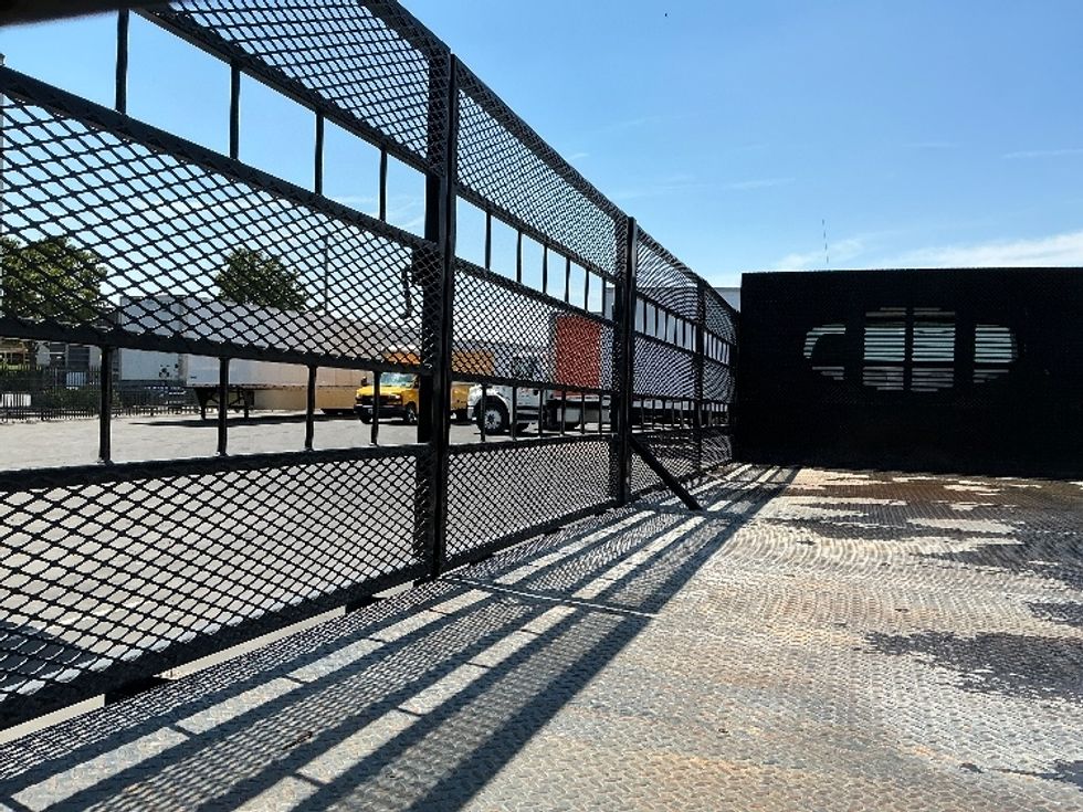 Flatbed Truck-Light and Medium Duty Trucks-Freightliner-2020-M211264S-West Sacramento-CA-165,092\n\t\tmiles-$ 98,250 - Image 11
