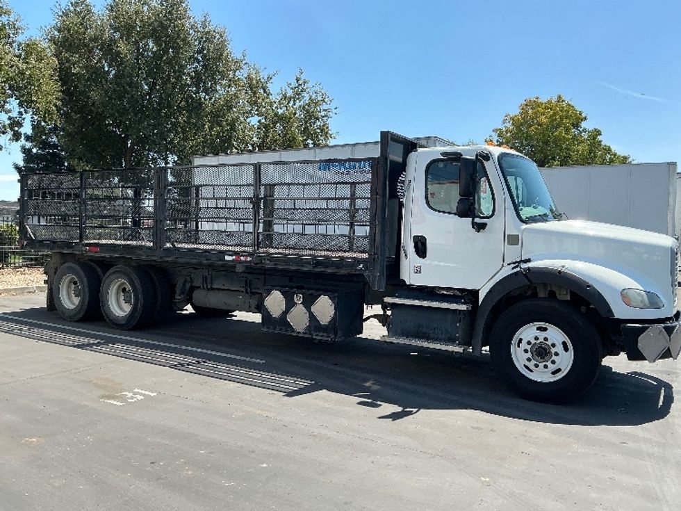 Flatbed Truck-Light and Medium Duty Trucks-Freightliner-2020-M211264S-West Sacramento-CA-165,092\n\t\tmiles-$ 98,250 - Image 15