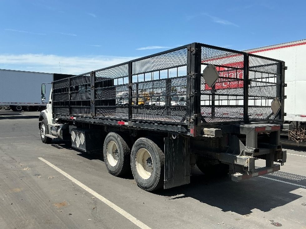 Flatbed Truck-Light and Medium Duty Trucks-Freightliner-2020-M211264S-West Sacramento-CA-165,092\n\t\tmiles-$ 98,250 - Image 6