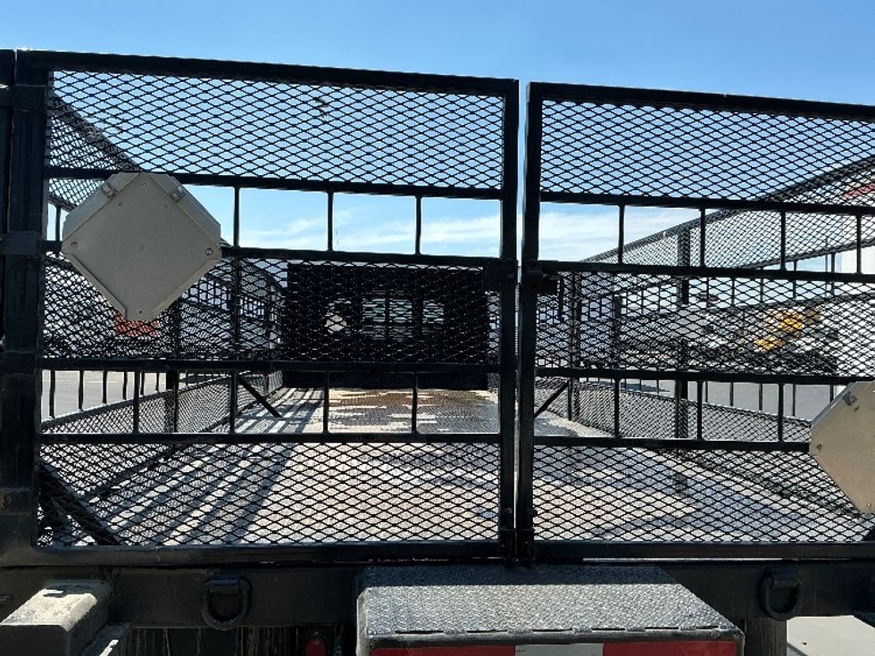 Flatbed Truck-Light and Medium Duty Trucks-Freightliner-2020-M211264S-West Sacramento-CA-165,092\n\t\tmiles-$ 98,250 - Image 8