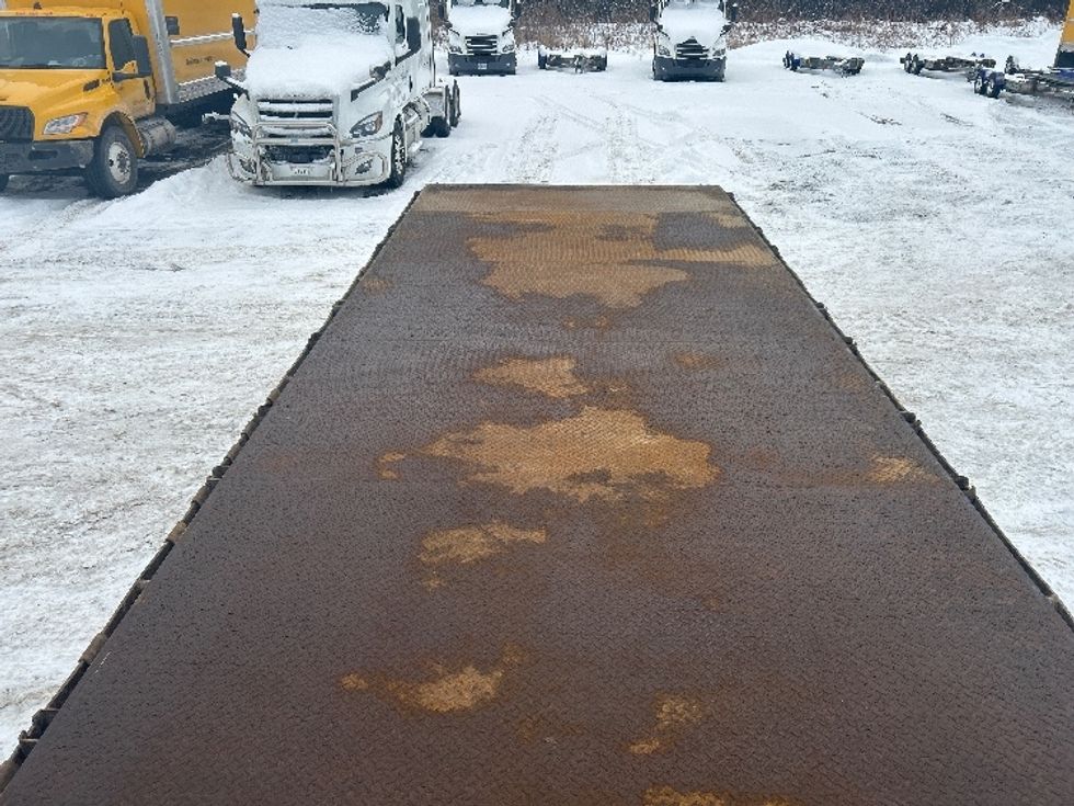 Flatbed Truck-Light and Medium Duty Trucks-Freightliner-2021-114SD-Watertown-NY-114,089\n\t\tmiles-$ 128,750 - Image 9