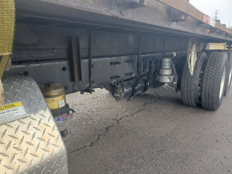 Flatbed Truck-Light and Medium Duty Trucks-Freightliner-2021-114SD-White Deer-PA-255,494\n\t\tmiles-$ 121,000 - Image 5