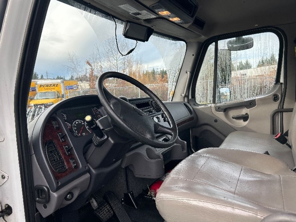 Flatbed Truck-Light and Medium Duty Trucks-Freightliner-2021-M2-Clackamas-OR-86,142\n\t\tmiles-$ 64,250 - Image 12