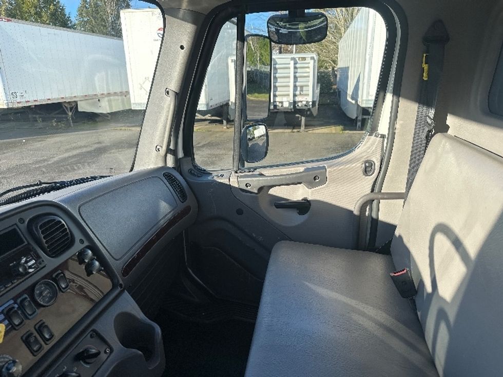 Flatbed Truck-Light and Medium Duty Trucks-Freightliner-2021-M2-Clackamas-OR-89,553\n\t\tmiles-$ 64,000 - Image 14